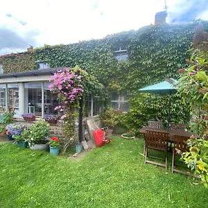 https://chapel-cottage-clitheroe-road.yorkshirehotels.net