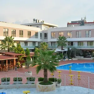 Te Stela & Resort